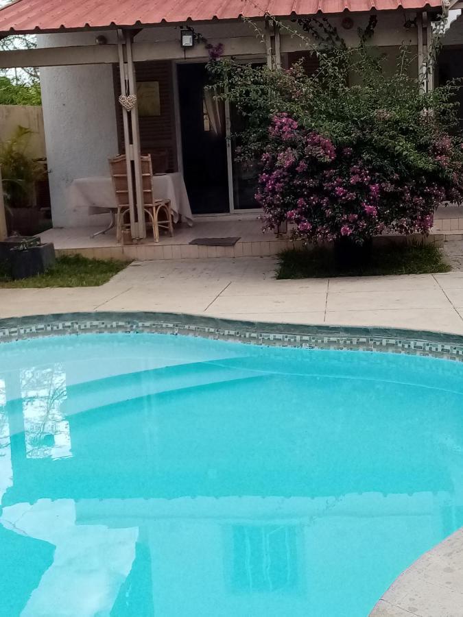 Chez Nous Apartamento Pereybere Beach Exterior foto