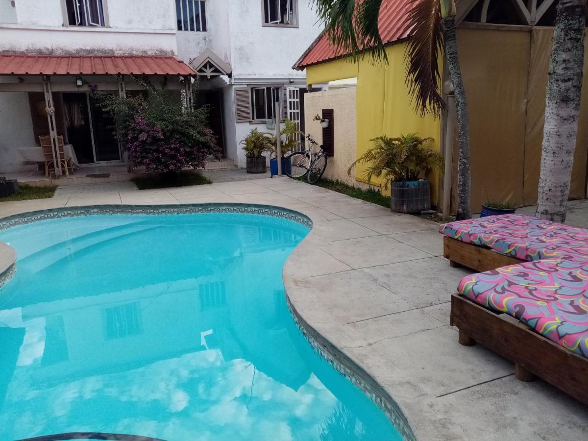 Chez Nous Apartamento Pereybere Beach Exterior foto